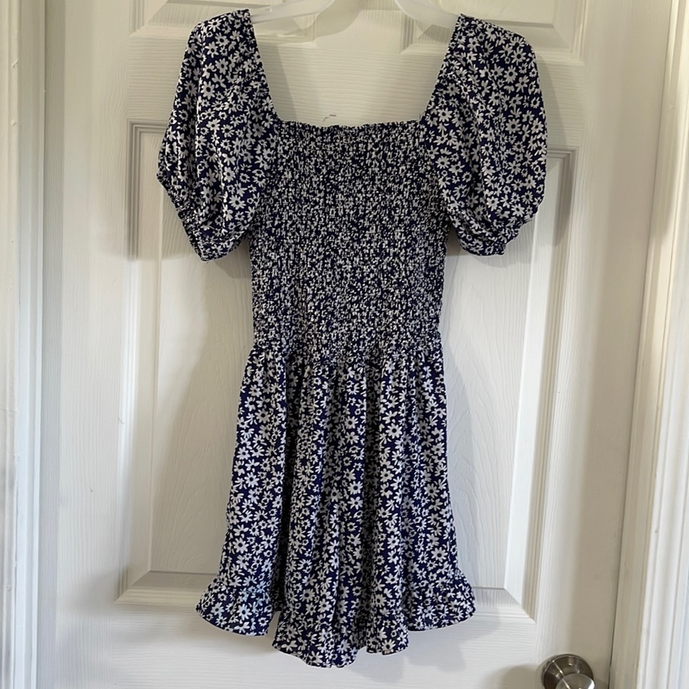 Navy Floral Romper sz S